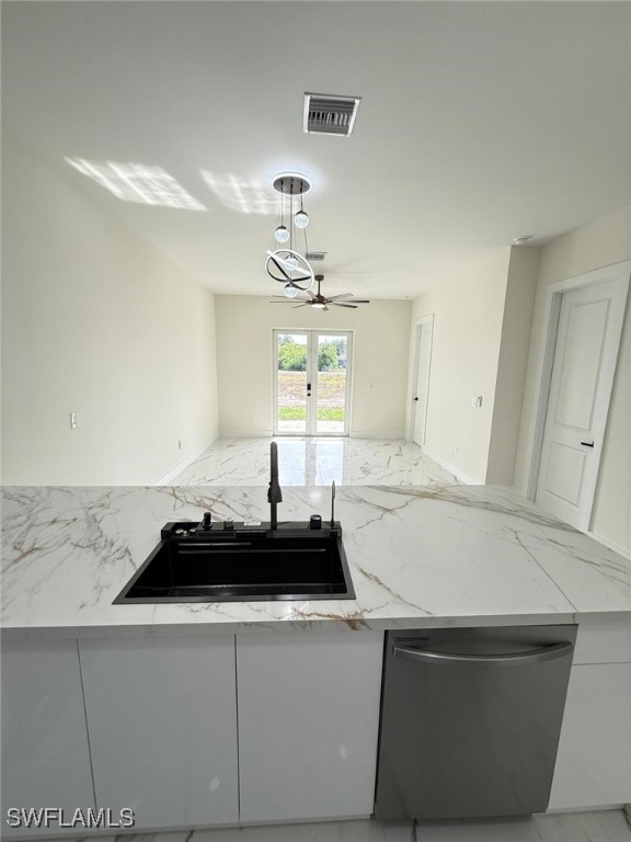 428/430  Petite Avenue