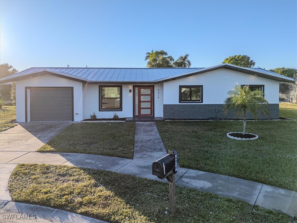 4419 N Bay Circle