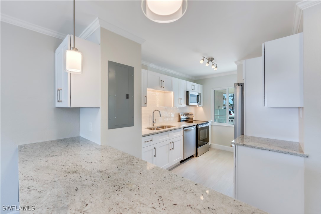 7400  Estero Boulevard, Apt 126