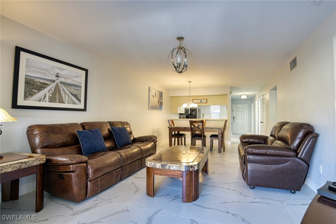713 SE 47th Terrace, Apt 101