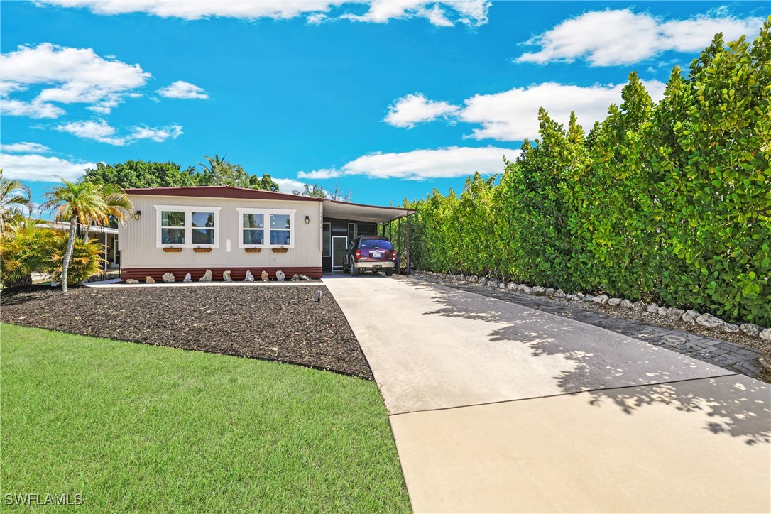 26202  Duchess Lane