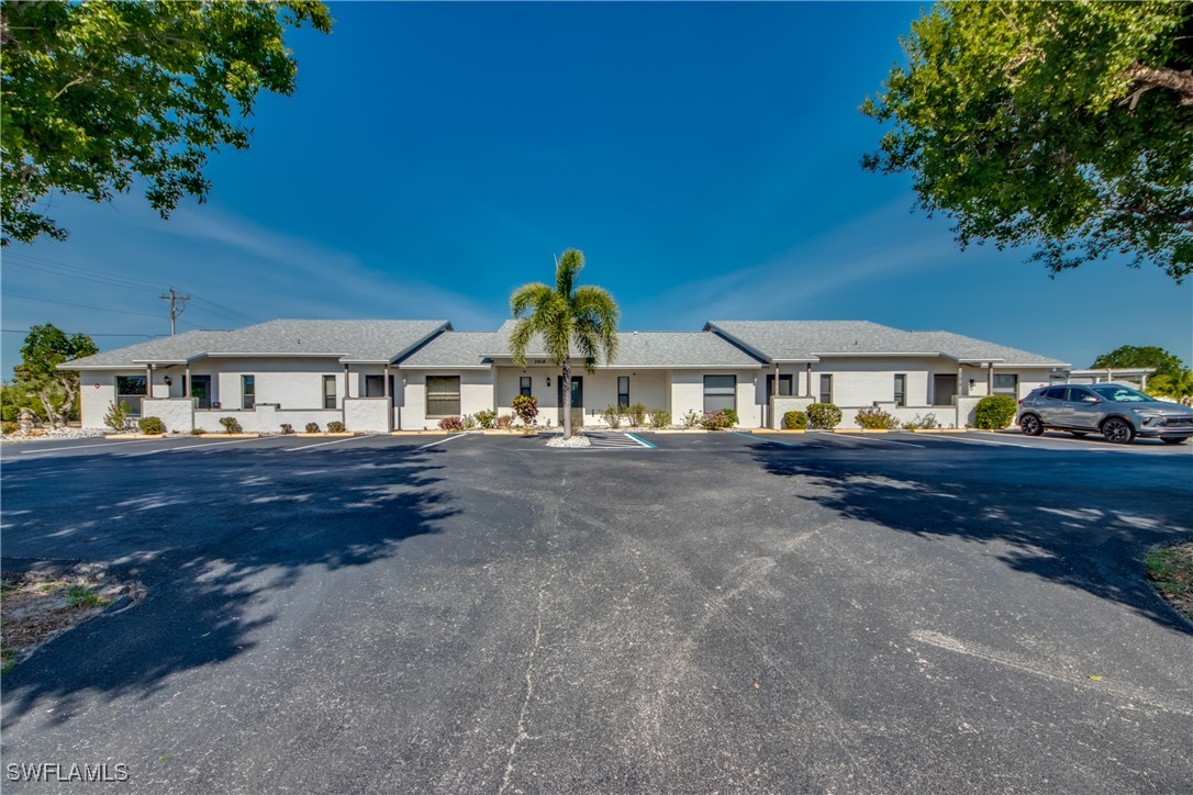 3914 SW 8th Court, Apt 103