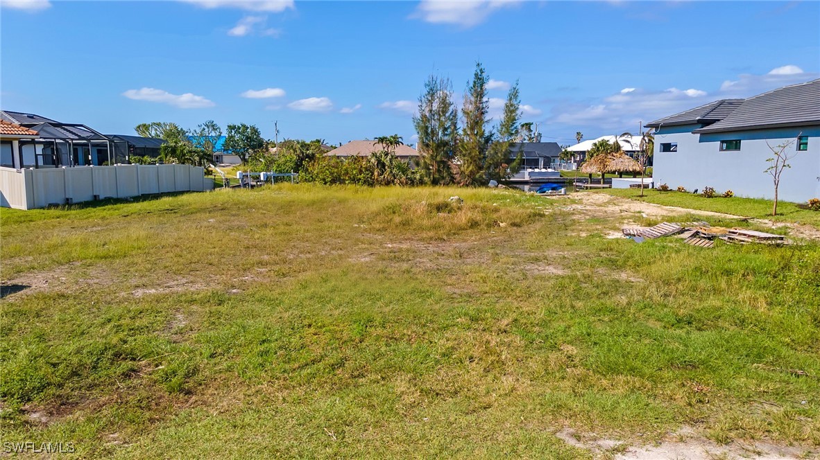 3914 SW 25th Place