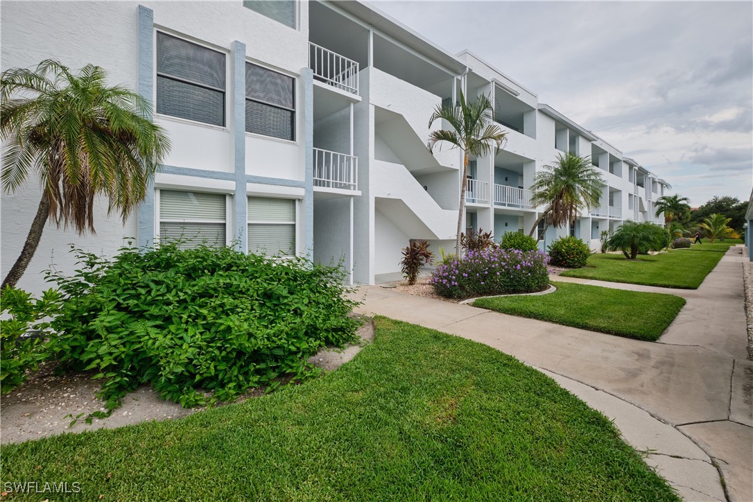 5959  Winkler Road, Apt 308