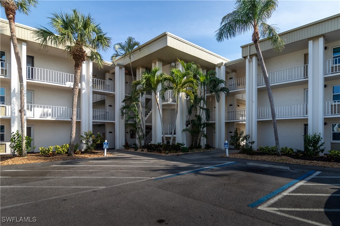 1624  Pine Valley Drive, Apt 310