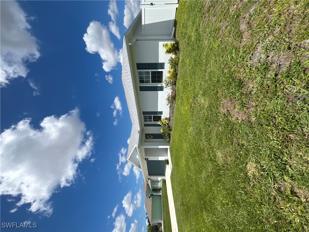 3214 NE 14th Place