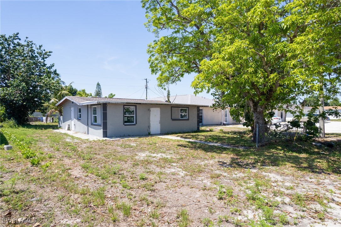 3524  Dora Street