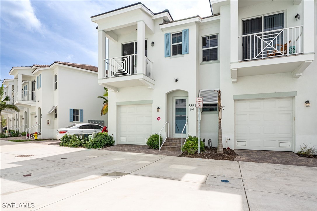 5851  Shell Cove Drive, Apt 101A