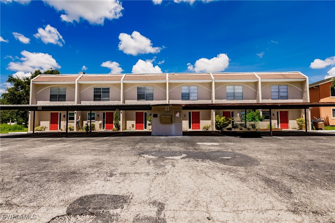 1123 SW 48th Terrace, Apt 103