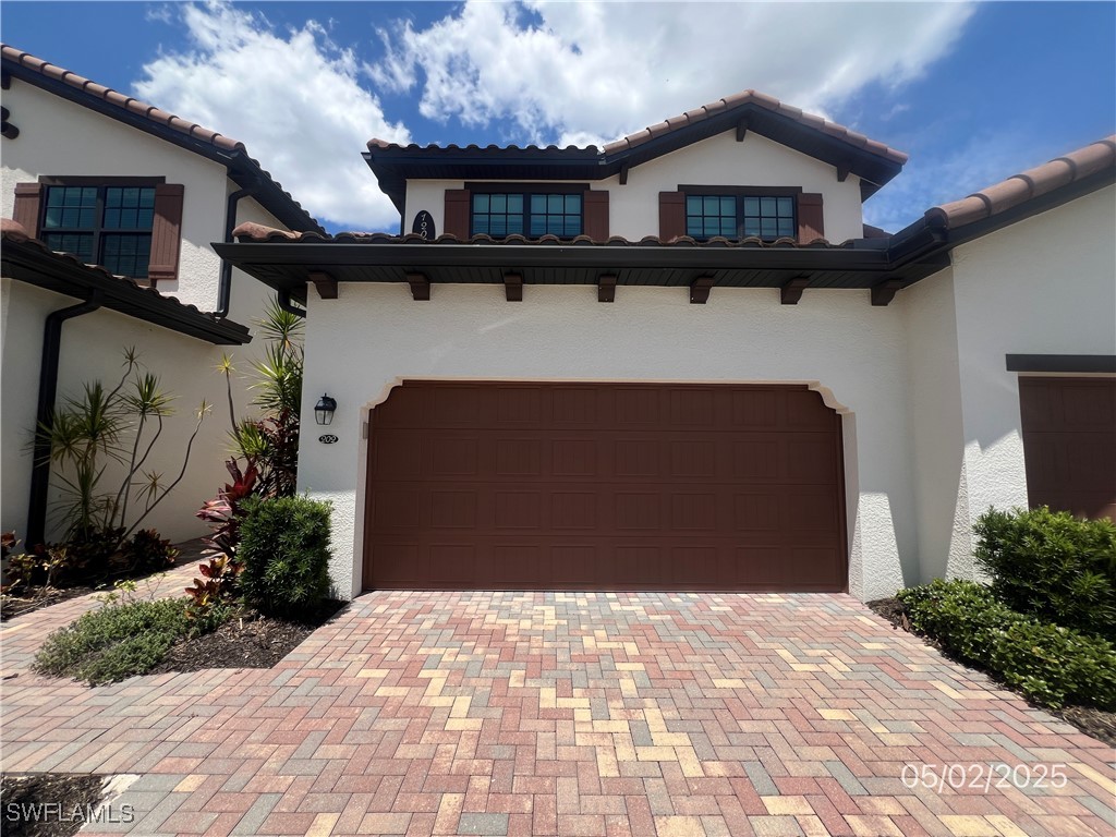 12048  Hawthorn Lake Drive, Apt 202