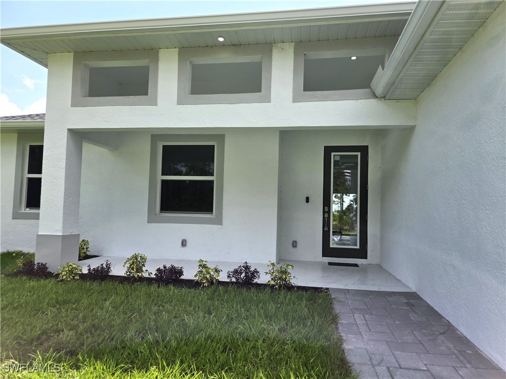222  Victoria Avenue
