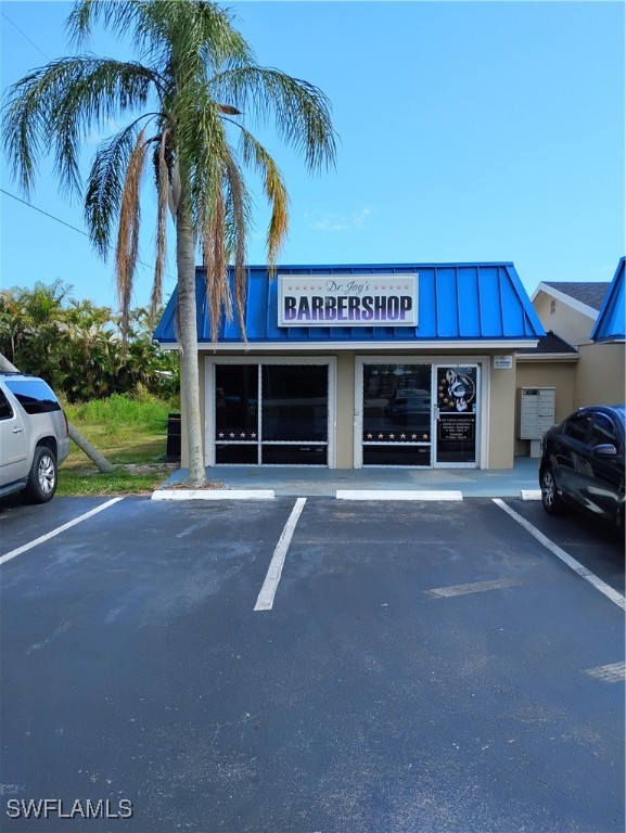 583  Pondella Road, Apartment A