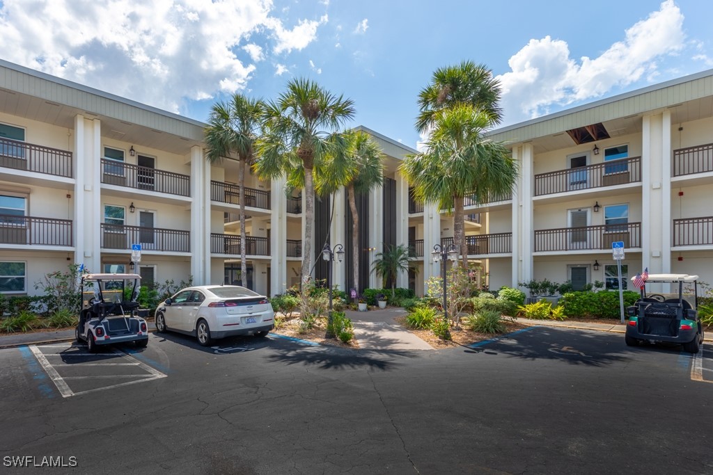 1740  Pine Valley Drive, Apt 205