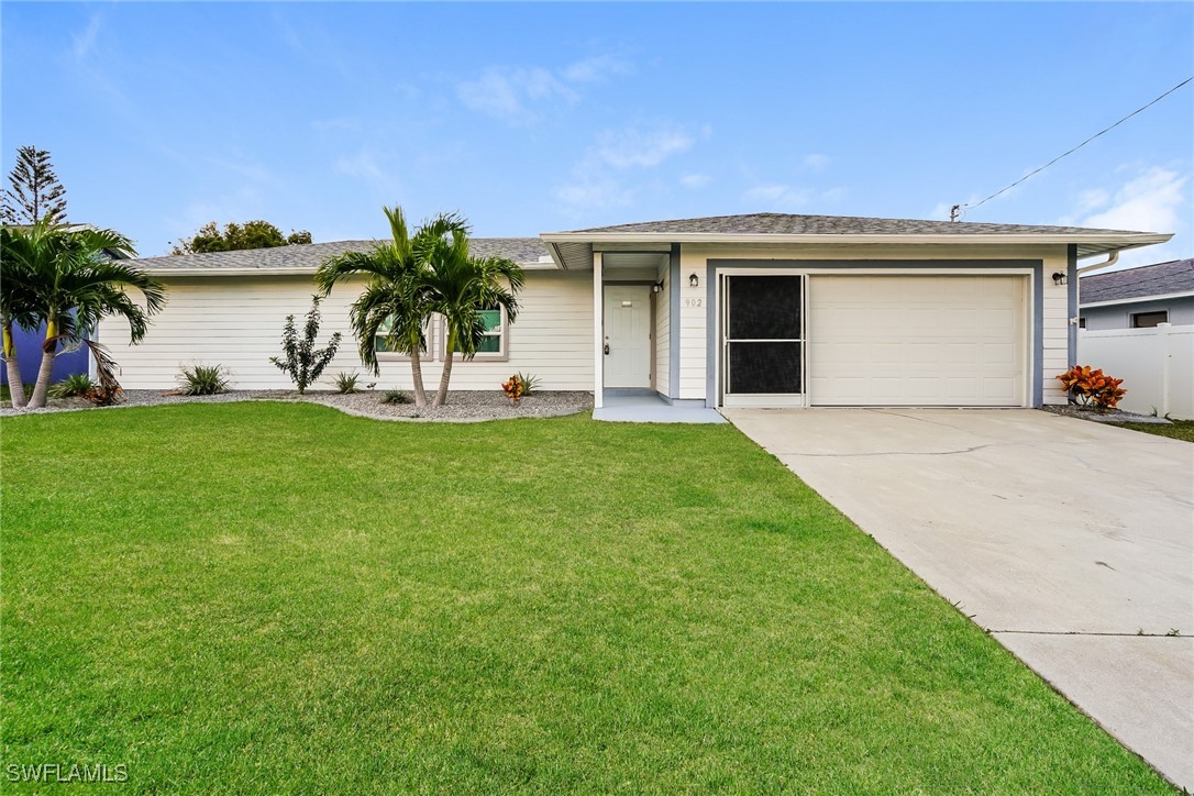 902 SW 11th Court