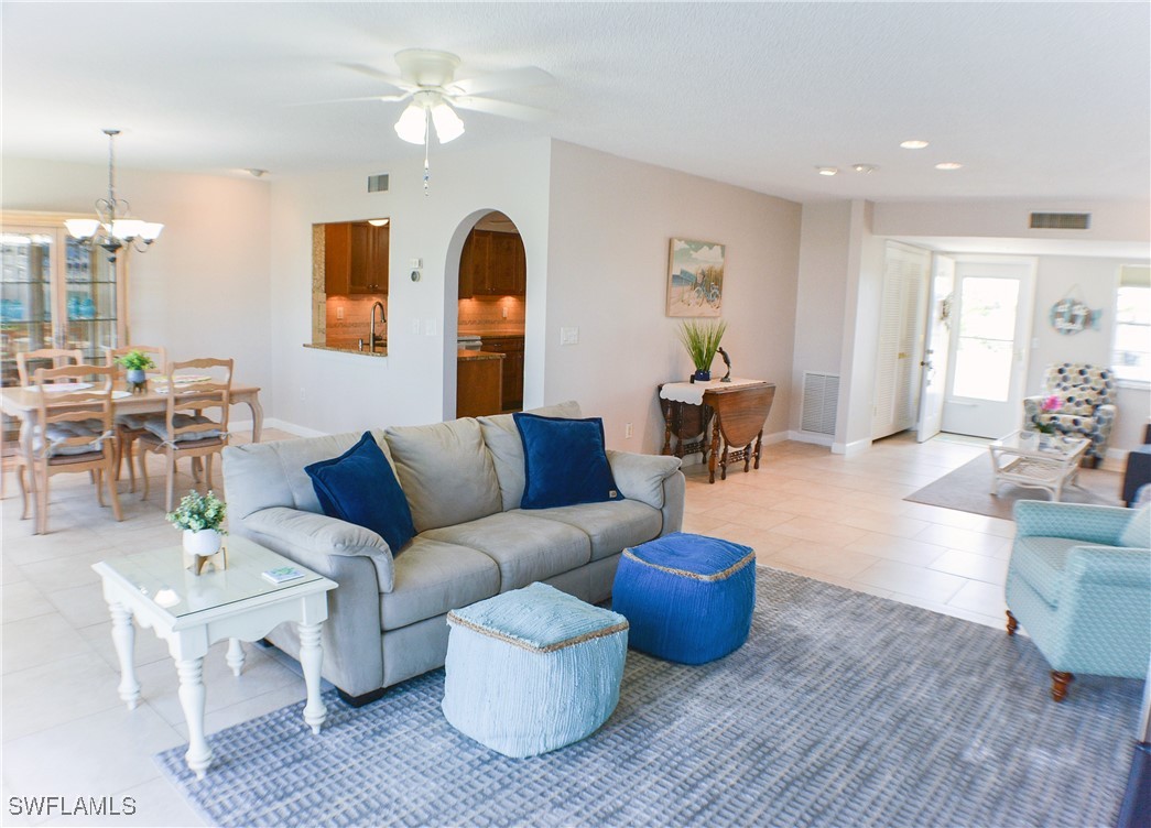 13511  Stratford Place Circle, Apt 305