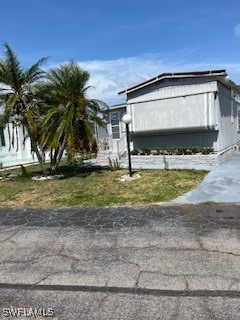 242  Daisy Avenue