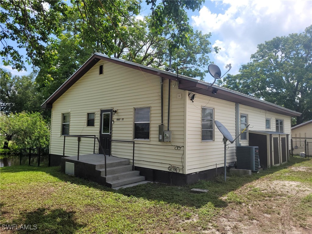 1104  Gulf Street