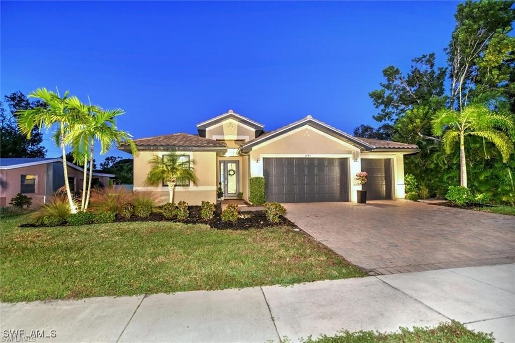 1453  Alhambra Drive