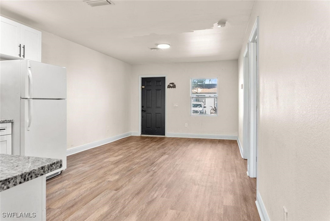 25/27  CYPRESS Street