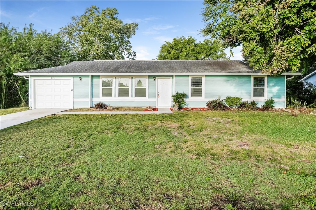 1206 NE 5th Place