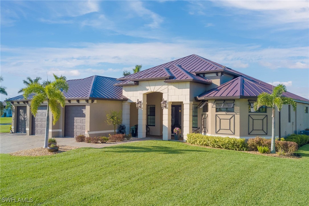 11807  Royal Tee Circle