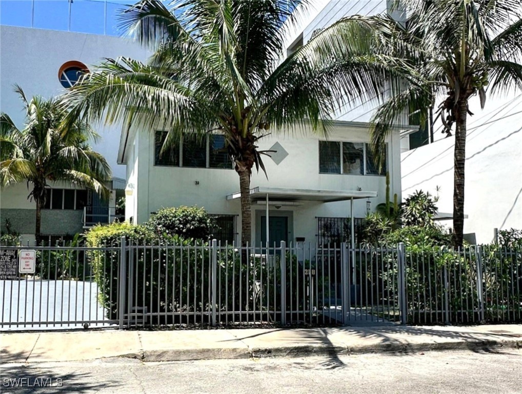 364 SW 11th Street