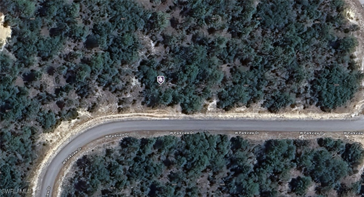 3607 W Parkview Drive
