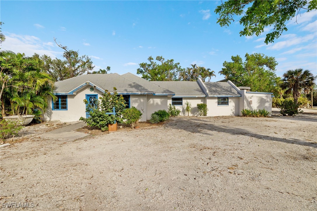 1544  Periwinkle Way