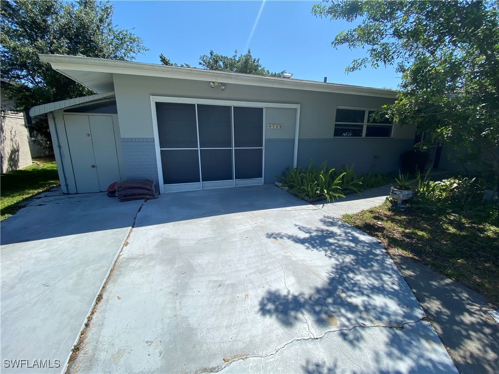 4329  Palm Tree Boulevard
