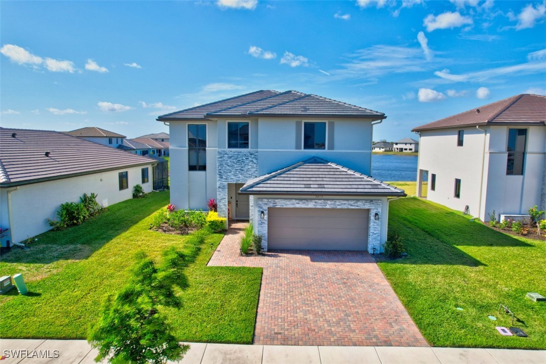 5273  Lamone Lane