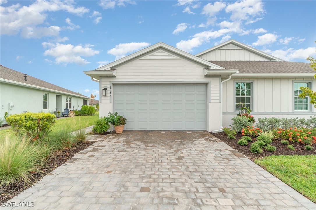 16965  Hawk Court