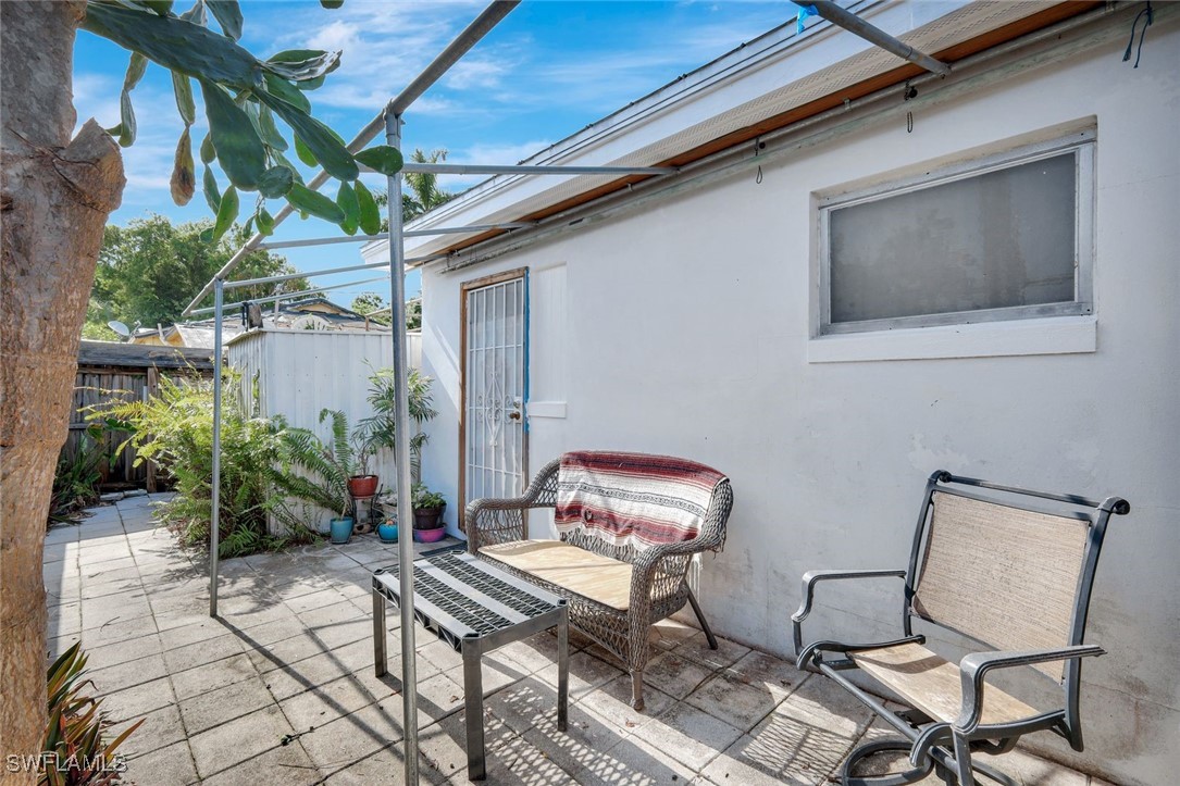 72/74  Cypress Street