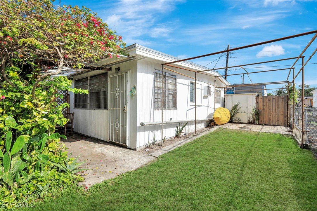 72/74  Cypress Street