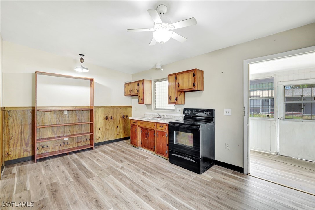 72/74  Cypress Street