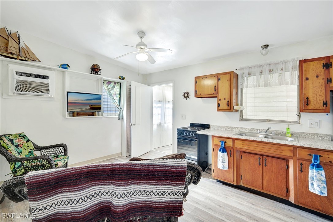 72/74  Cypress Street