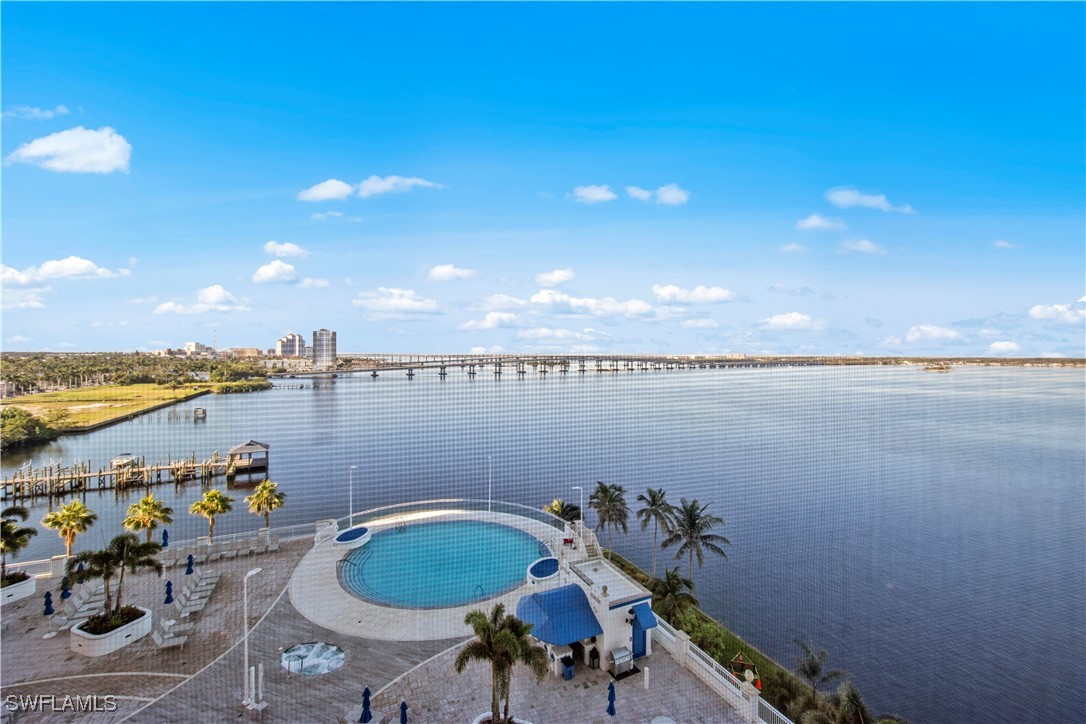 2745  1st Street, Apt 801