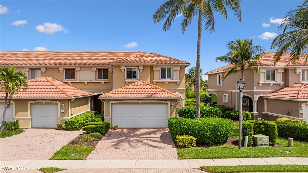 3372  Dandolo Circle