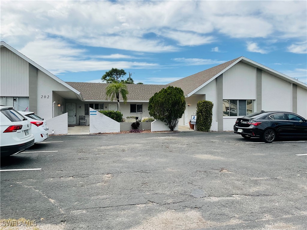 202 SE 24th Avenue, Apt 1