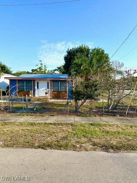 261  Redlin Street