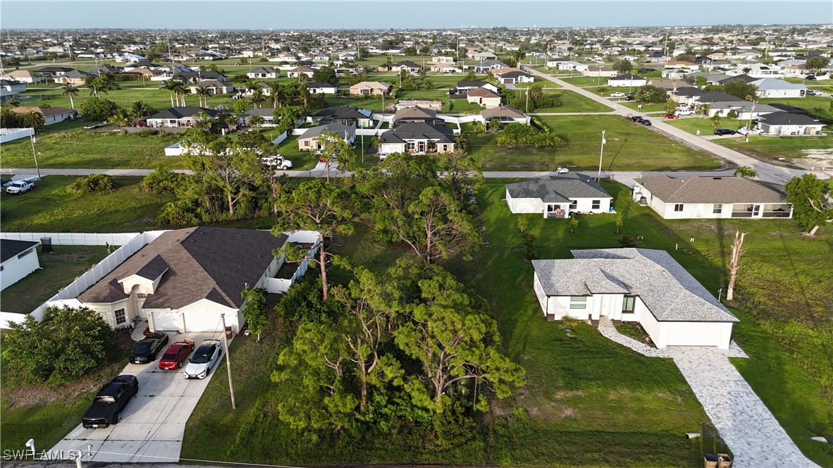 409 NW 26th Place
