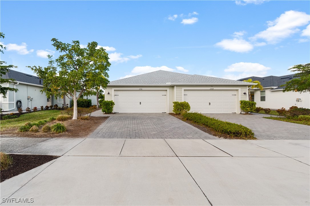 17516  Wayside Bend