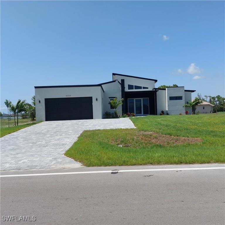 4009  Jacaranda Parkway