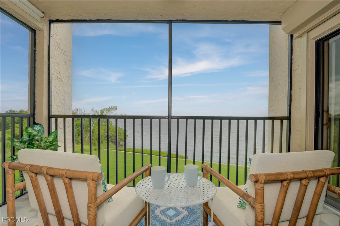 4510 N Key Drive, Apt 204