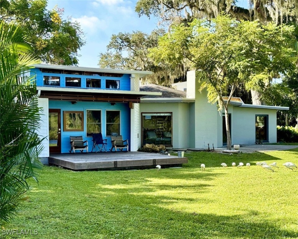 2050  Fort Denaud Road