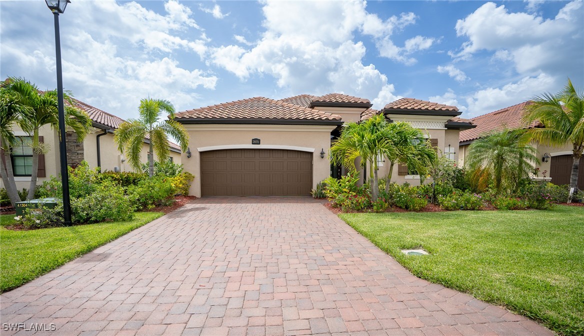 28076  Foxrock Court