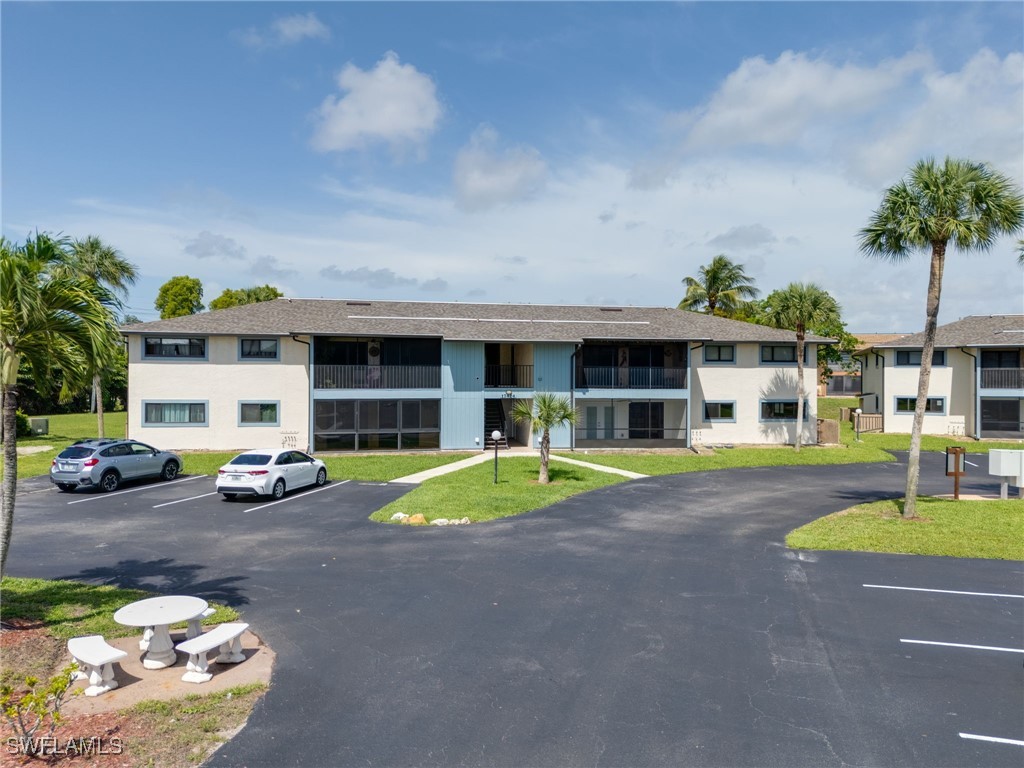 17424  Birchwood Lane, Apt: 1