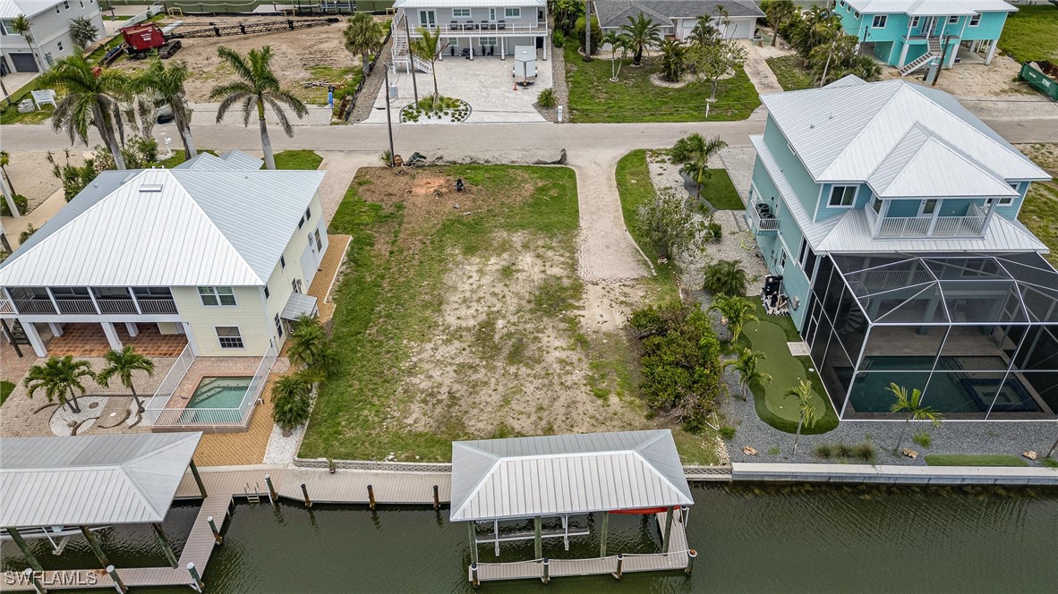 225  Tropical Shore Way