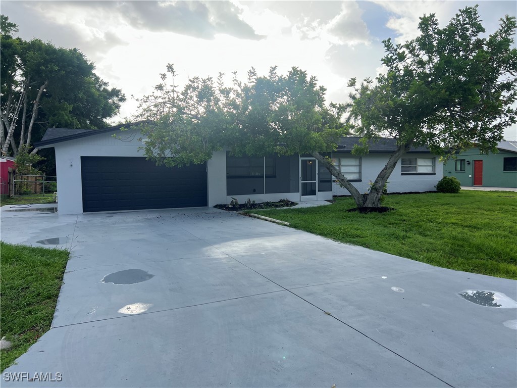 2203  Santiago Avenue