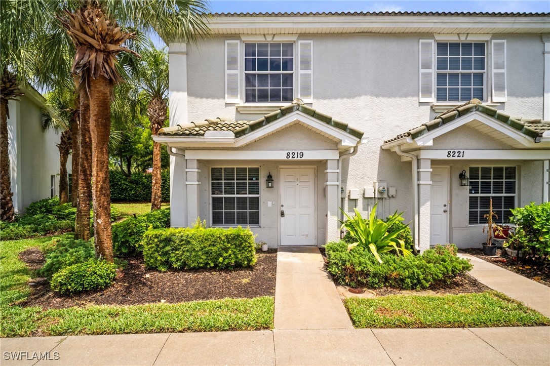 8219  pacific beach Drive