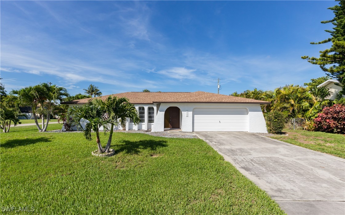 3720 SE 12th Place